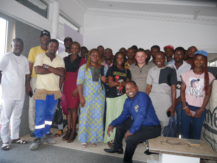 Mobirise Website Builder